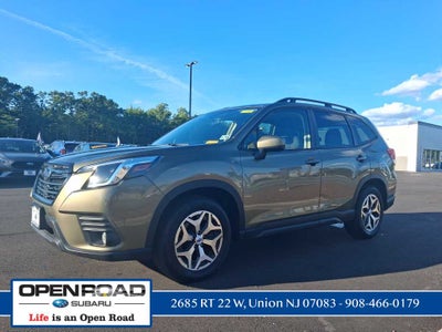 2023 Subaru Forester Premium