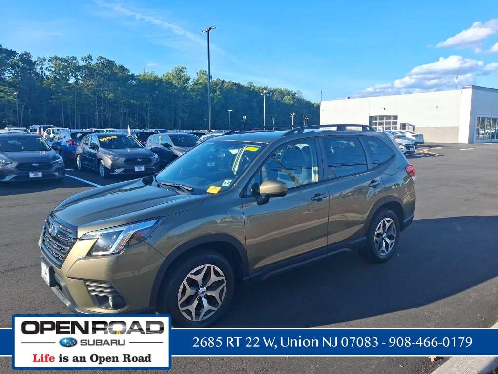2023 Subaru Forester Premium