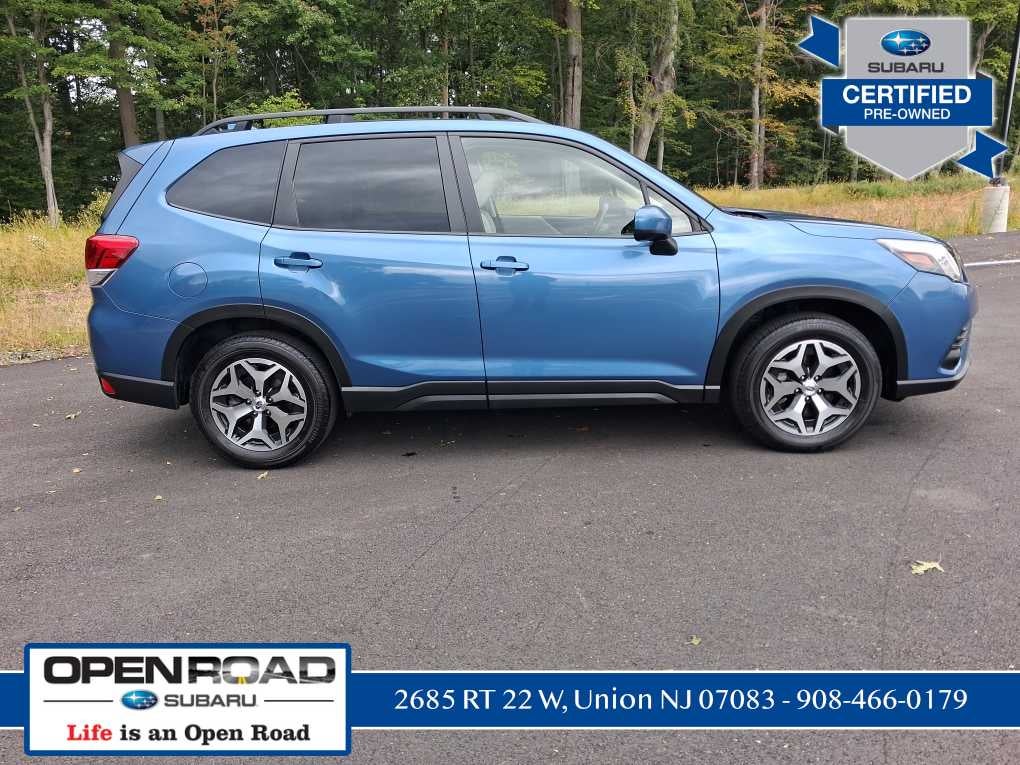2023 Subaru Forester Premium