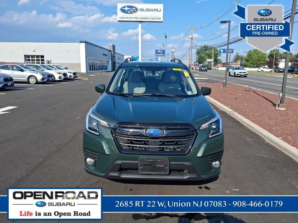 2023 Subaru Forester Premium