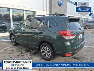 2023 Subaru Forester Premium