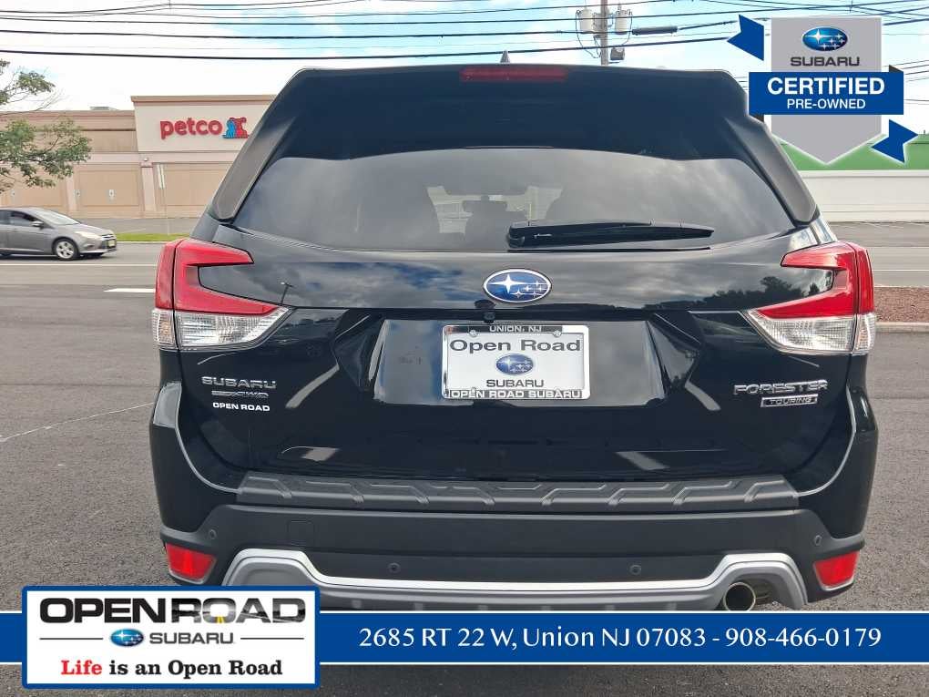 2023 Subaru Forester Touring