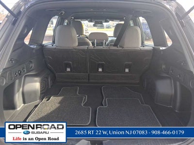 2025 Subaru Forester Base