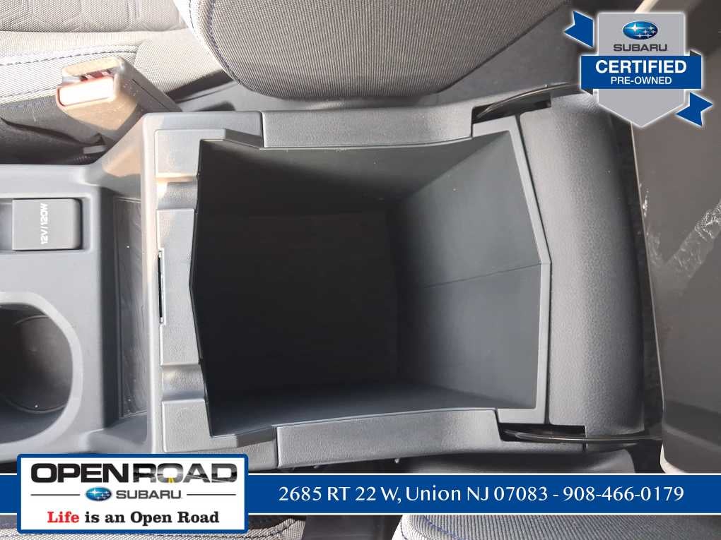 2025 Subaru Forester Base