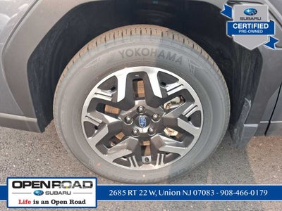 2025 Subaru Forester Base