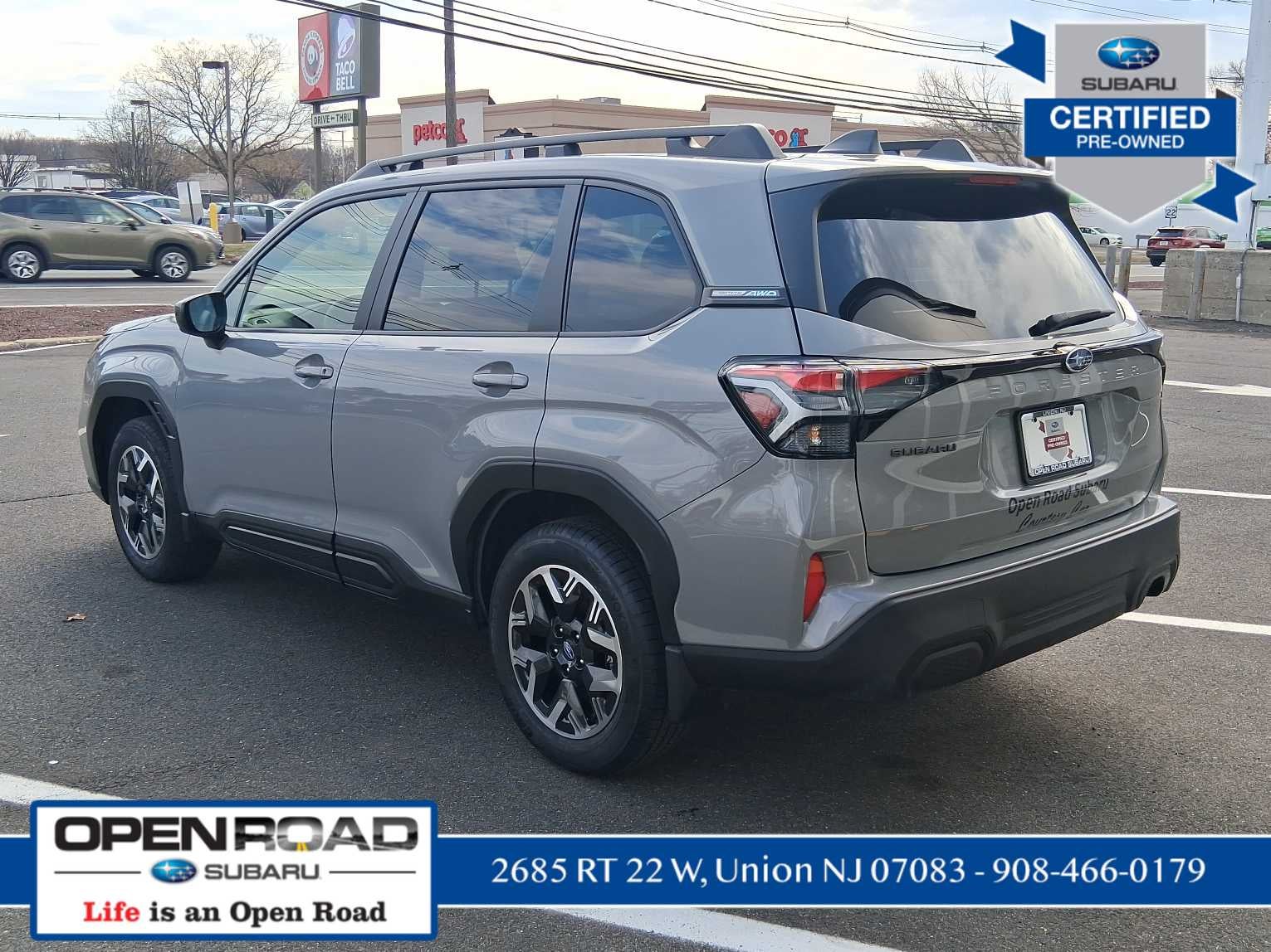 2025 Subaru Forester Premium