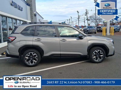 2025 Subaru Forester Premium