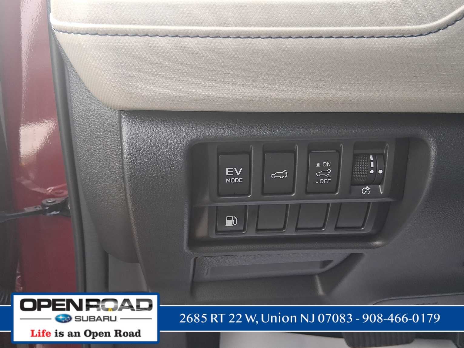 2025 Subaru Forester Premium Hybrid