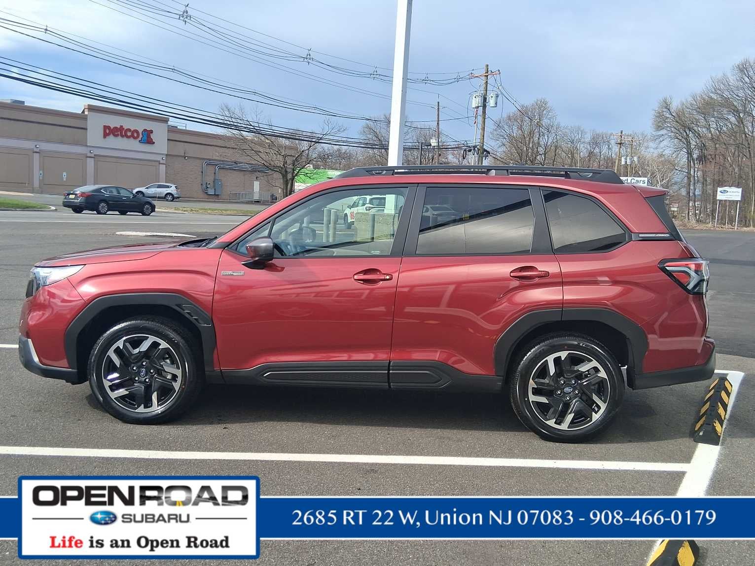 2025 Subaru Forester Premium Hybrid