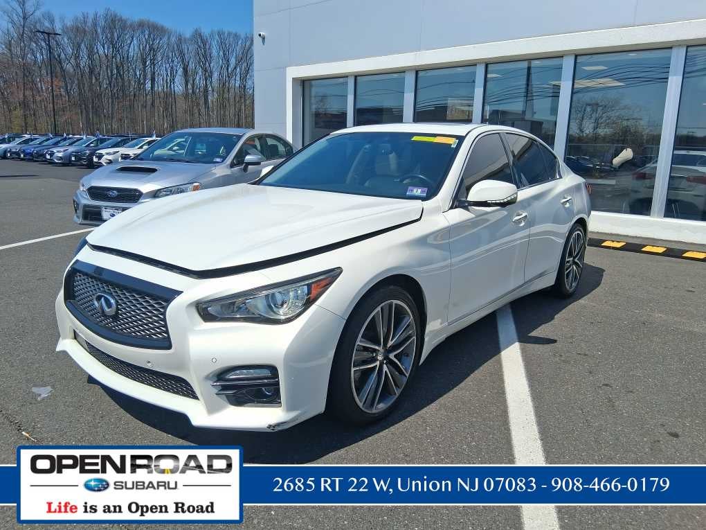 2015 INFINITI Q50 Sport
