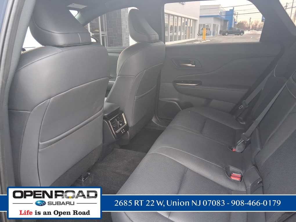 2025 Toyota Crown Signia XLE