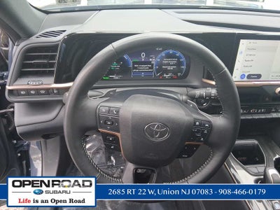 2025 Toyota Crown Signia XLE