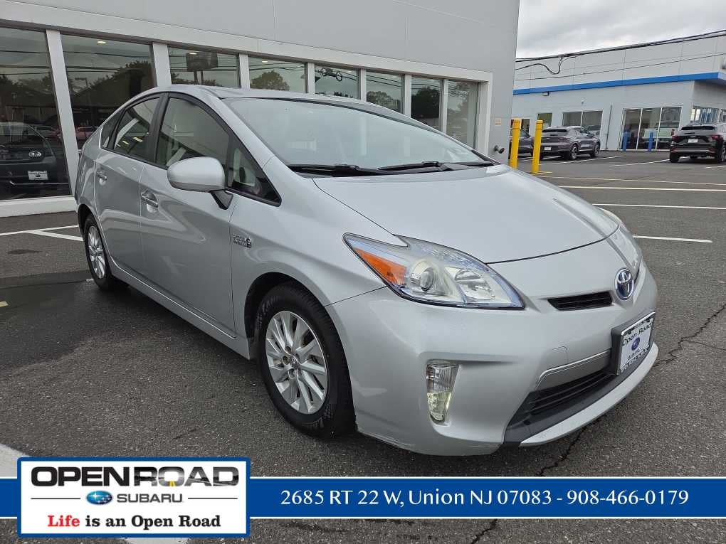 2014 Toyota Prius Plug-In Base