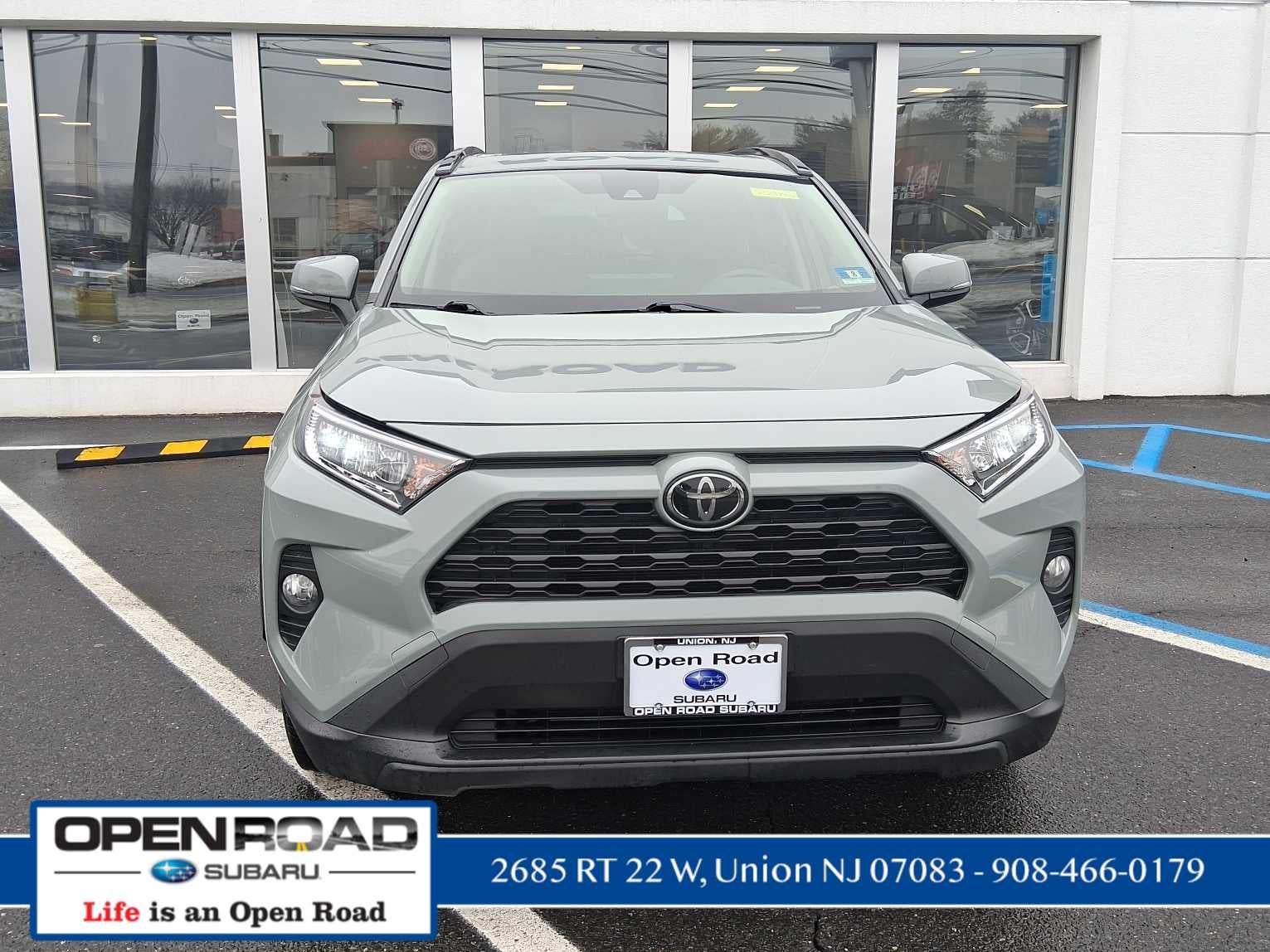 2020 Toyota RAV4 XLE