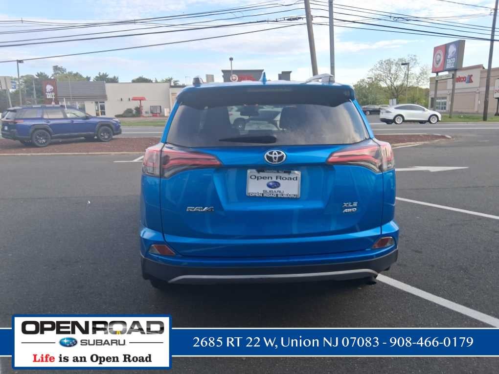 2018 Toyota RAV4 XLE