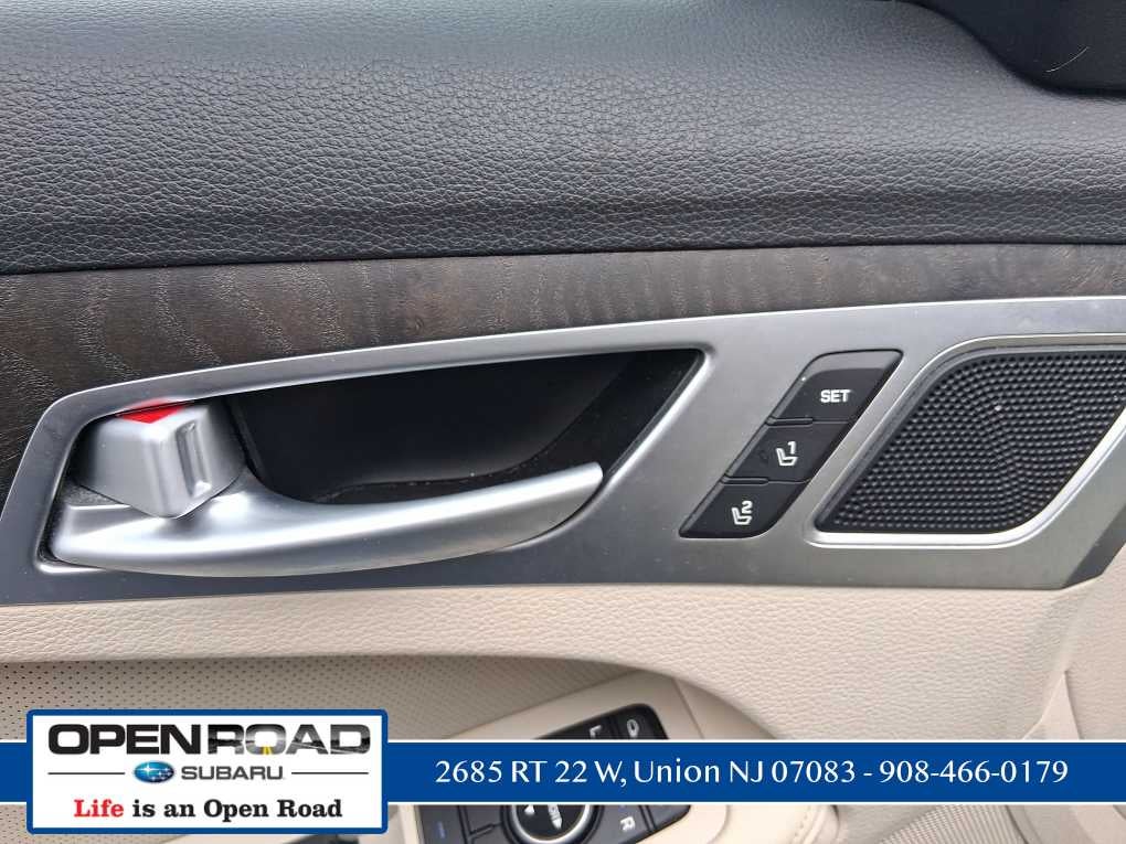 2015 Hyundai Genesis 3.8L