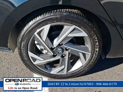 2024 Hyundai Elantra Hybrid Limited