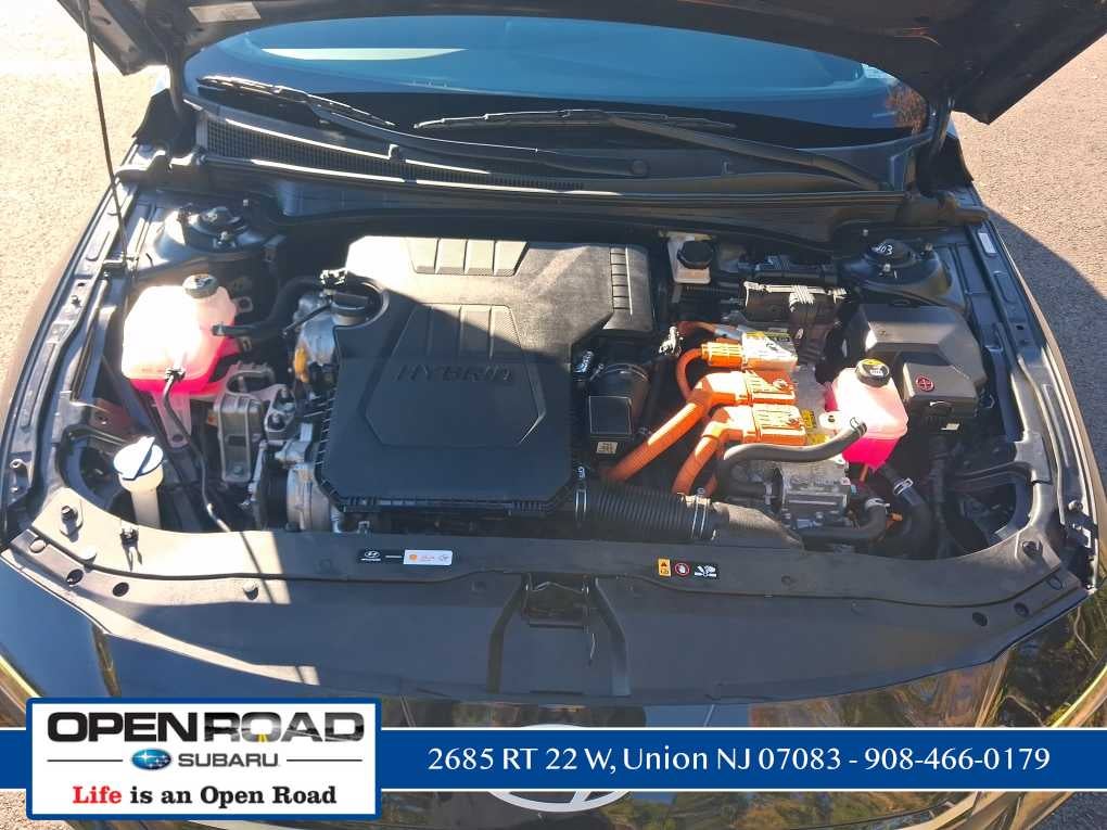 2024 Hyundai Elantra Hybrid Limited