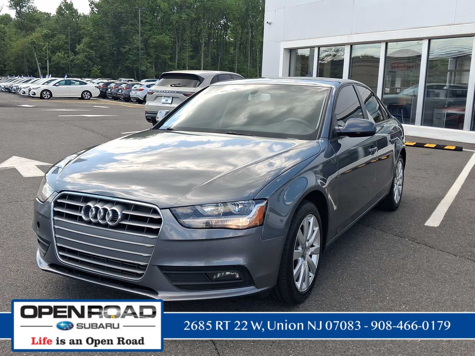 2014 Audi A4 2.0T quattro tiptronic Premium's photo