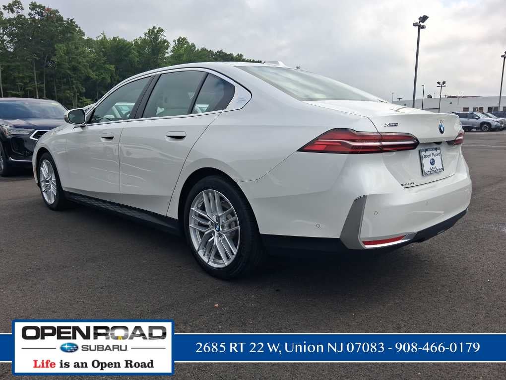 2024 BMW 530i xDrive 530i xDrive
