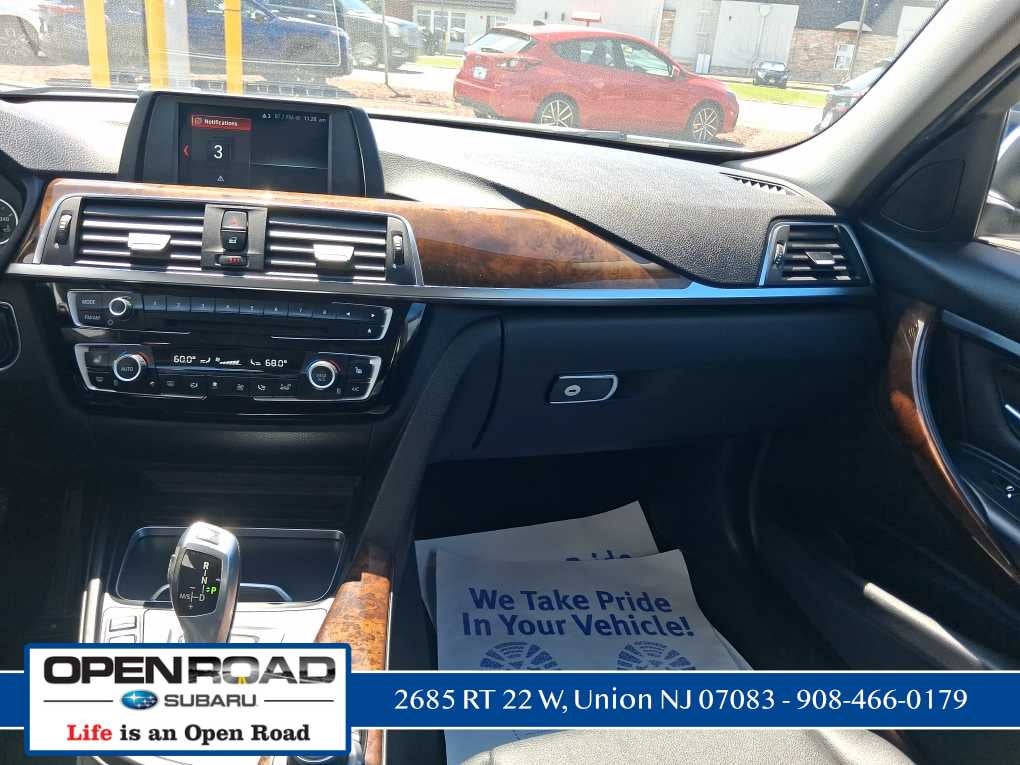 2018 BMW 320i xDrive 320i xDrive