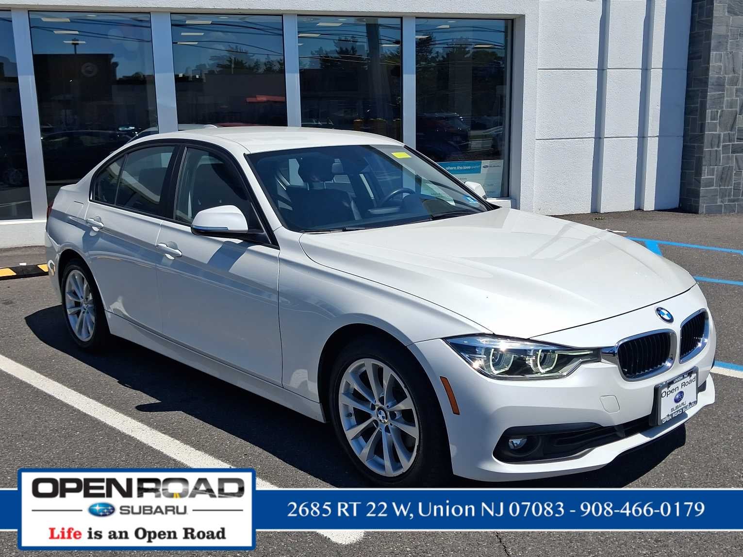 2018 BMW 320i xDrive 320i xDrive