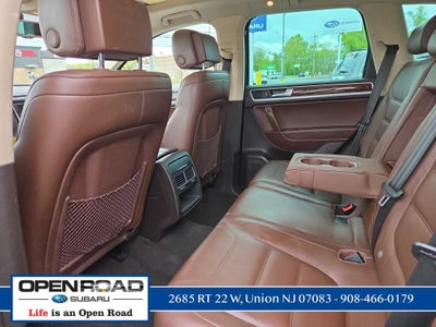 2012 Volkswagen Touareg Sport