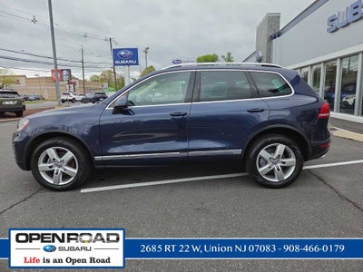 2012 Volkswagen Touareg Sport