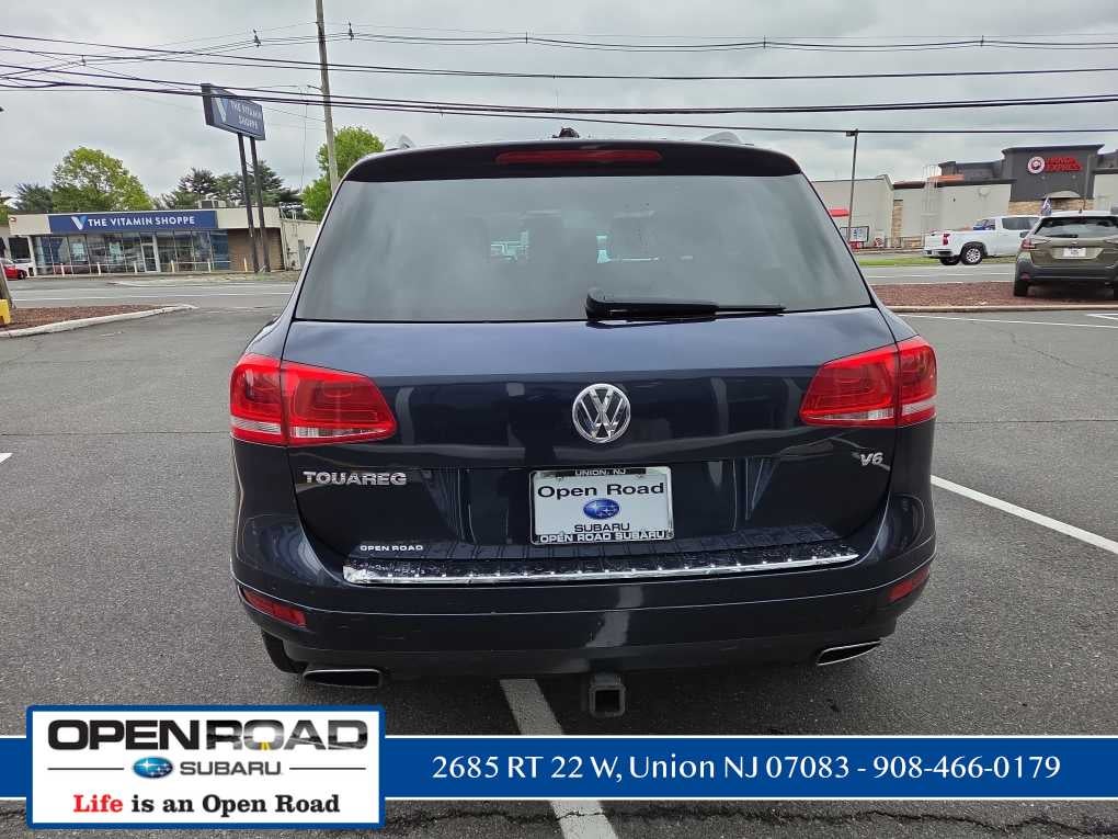 2012 Volkswagen Touareg Sport