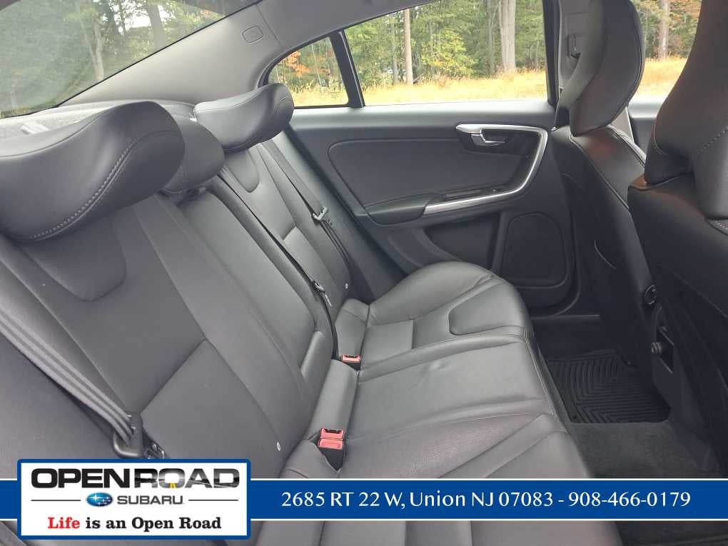 2015 Volvo S60 T5 Platinum