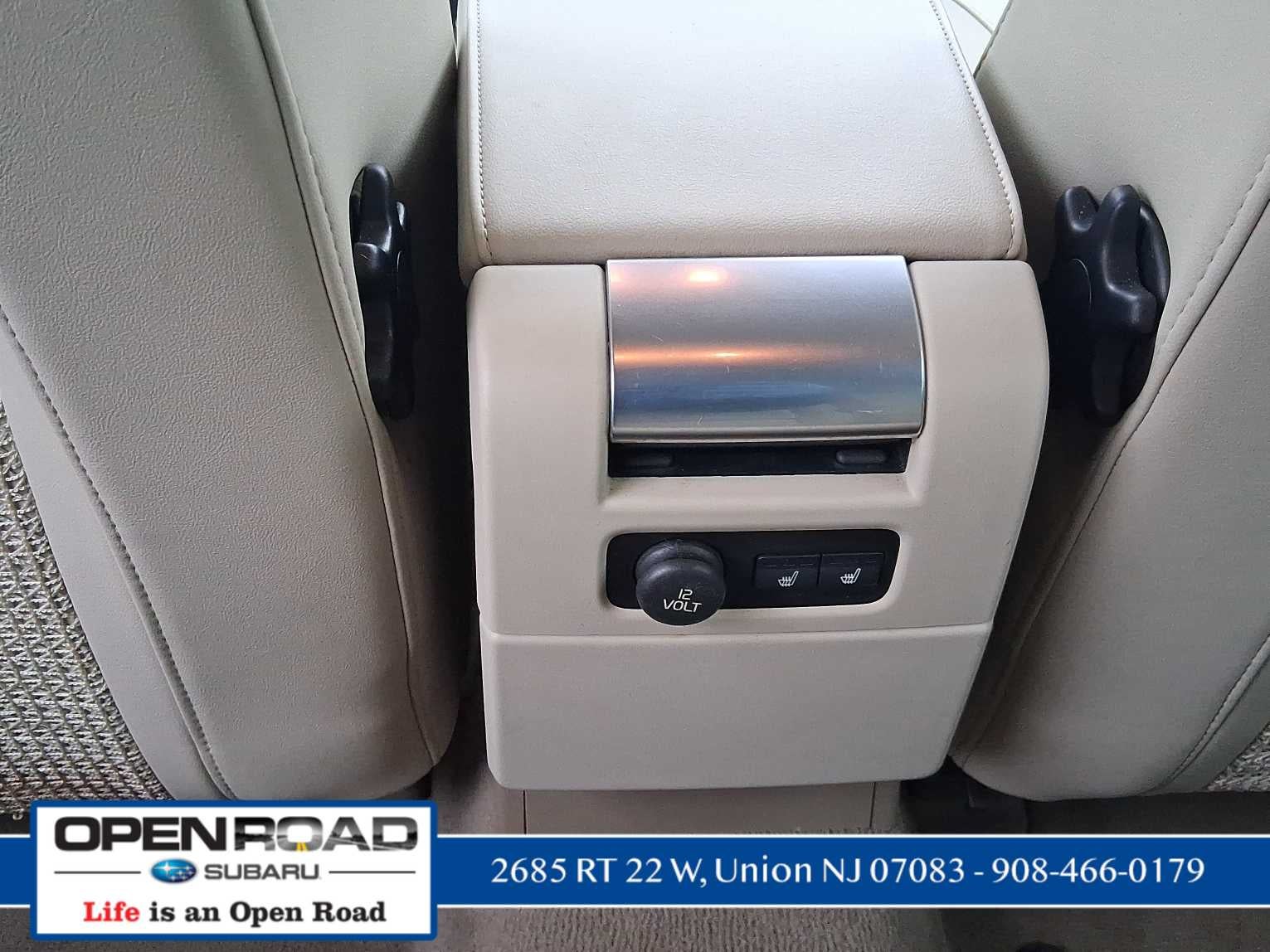 2013 Volvo XC70 3.2L