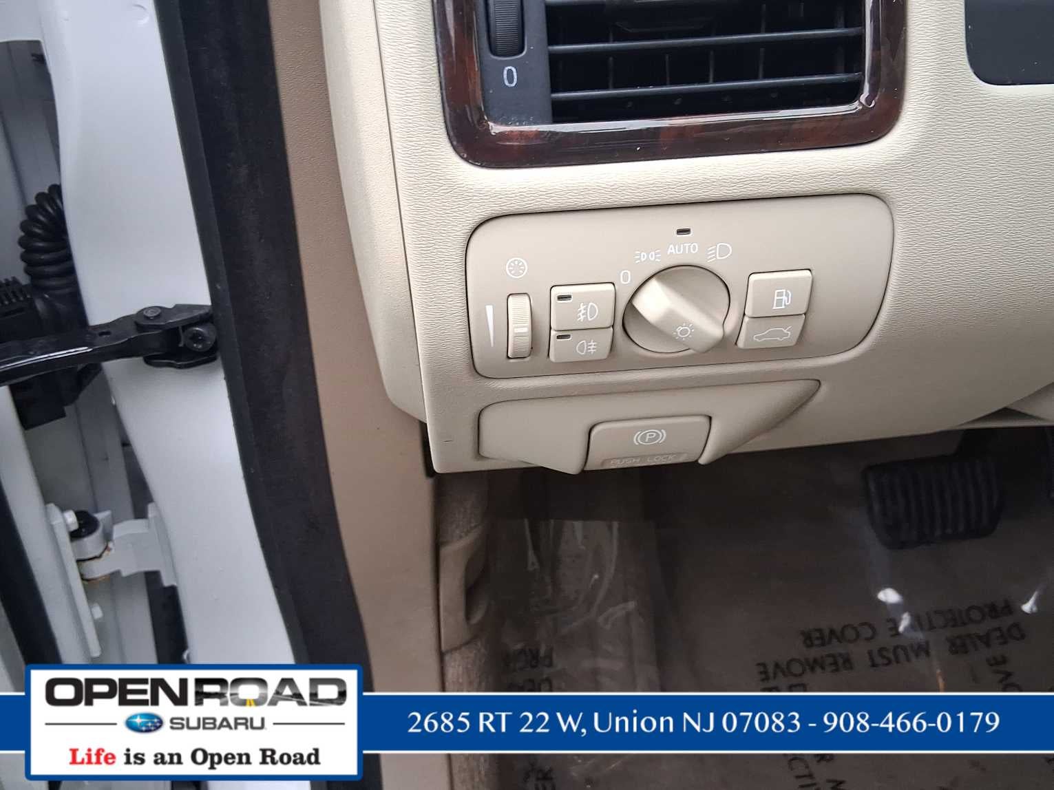 2013 Volvo XC70 3.2L