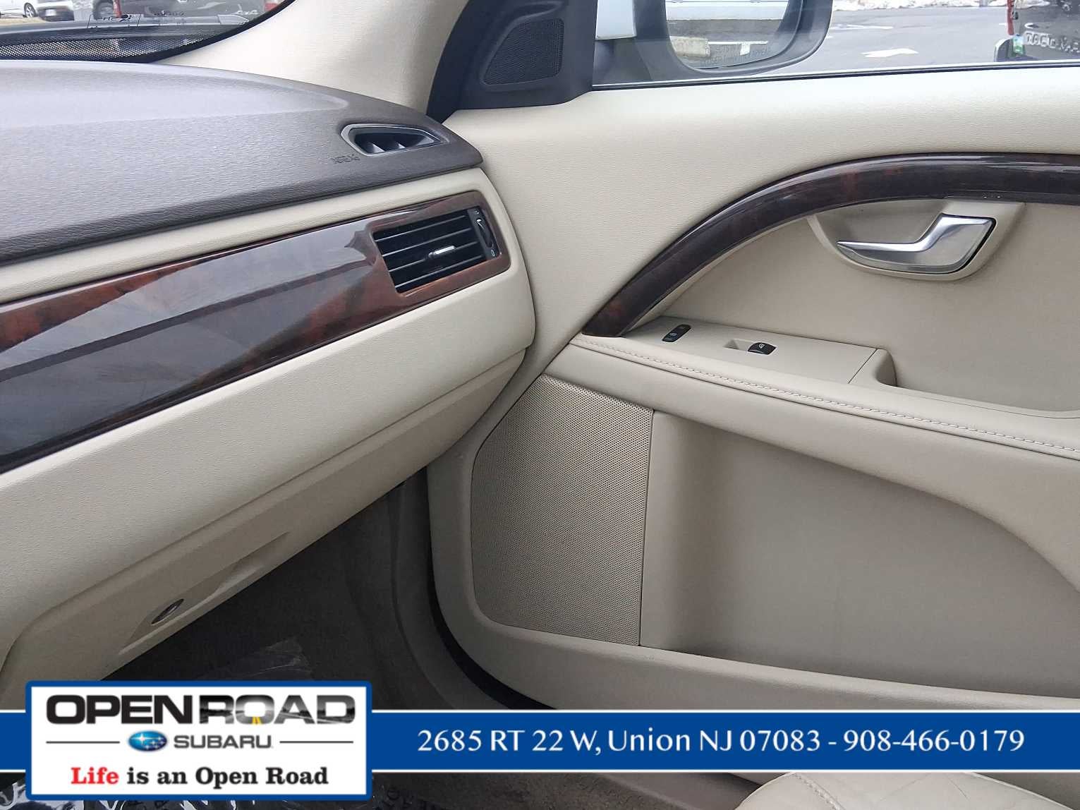 2013 Volvo XC70 3.2L