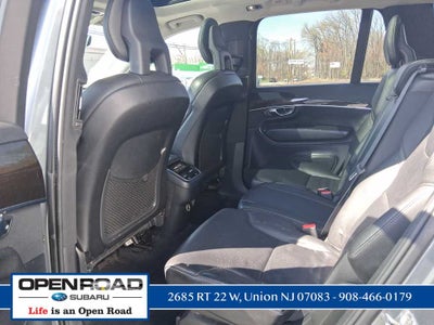 2016 Volvo XC90 T6 Momentum