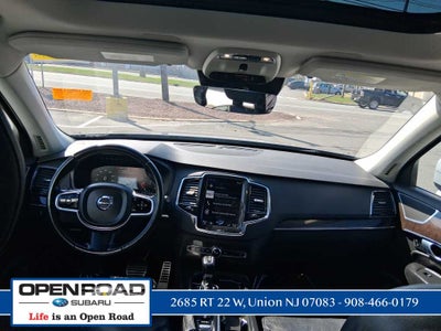 2016 Volvo XC90 T6 Momentum