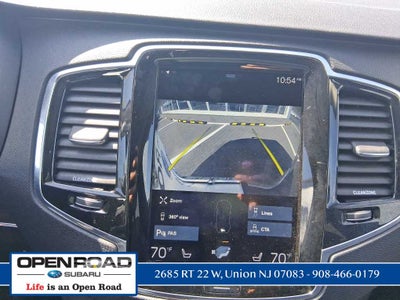 2016 Volvo XC90 T6 Momentum