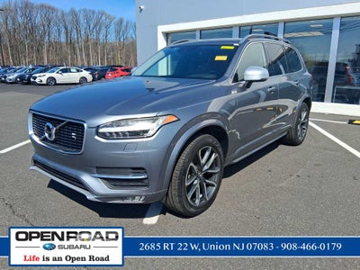 2016 Volvo XC90 T6 Momentum