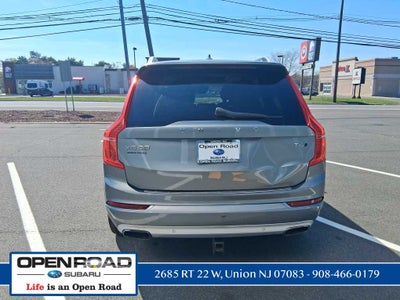 2016 Volvo XC90 T6 Momentum