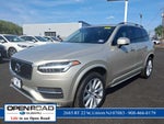 2017 Volvo XC90 Momentum