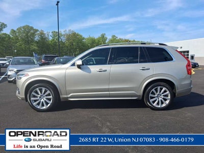 2017 Volvo XC90 Momentum
