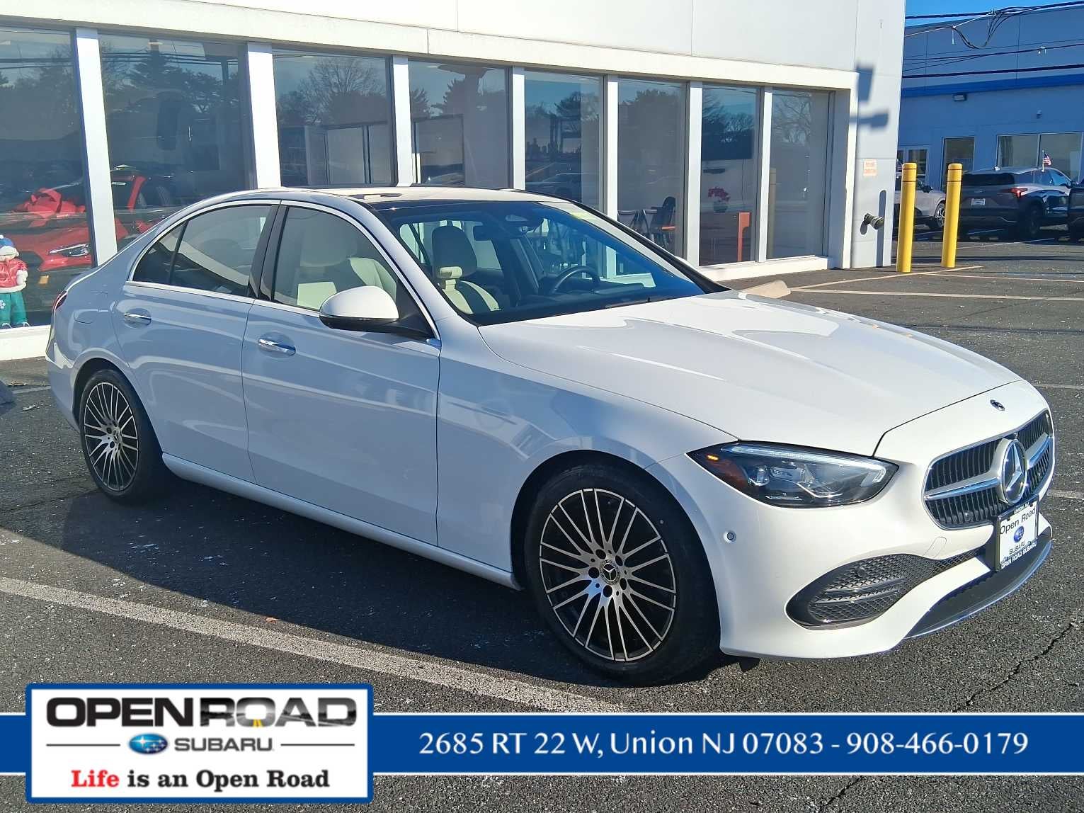 2022 Mercedes-Benz 
C 300