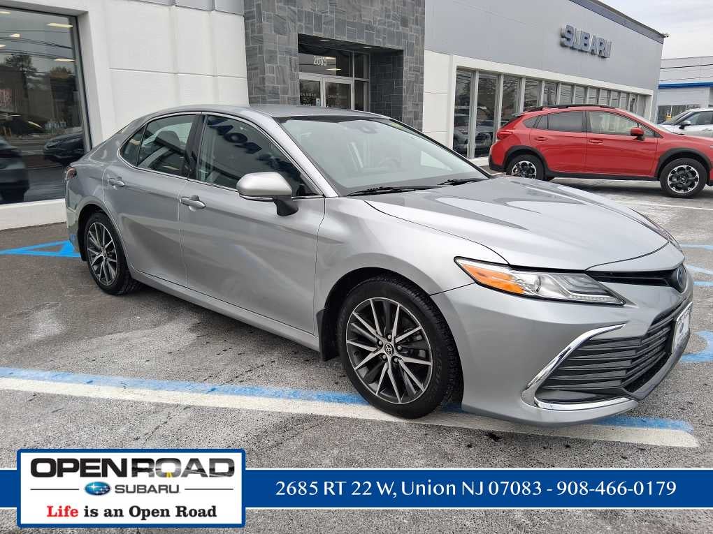 2023 Toyota Camry
Hybrid XLE